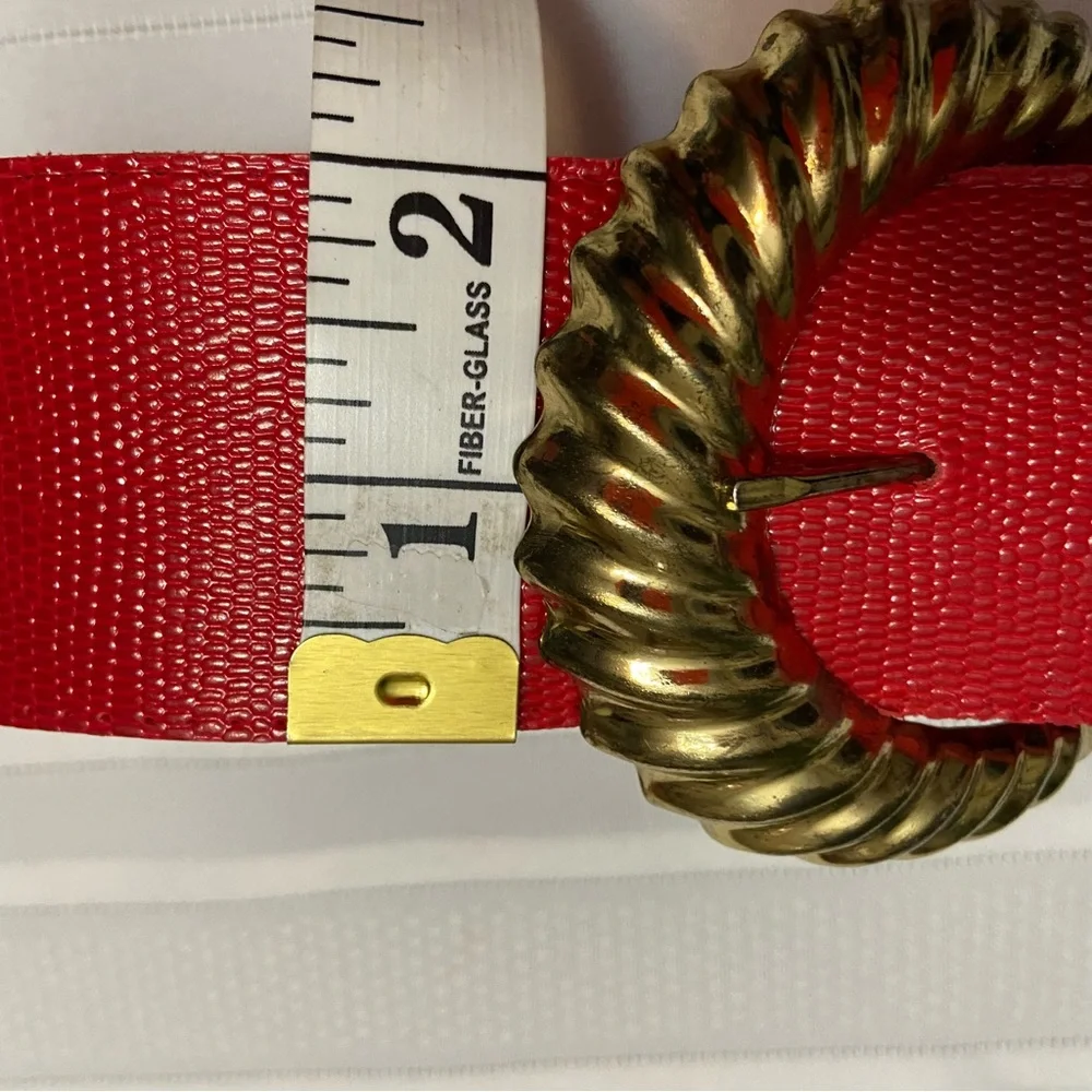 Red Womens Faux Leather Wide Belt -Gold tone Buckle Size 28-30 see measurements